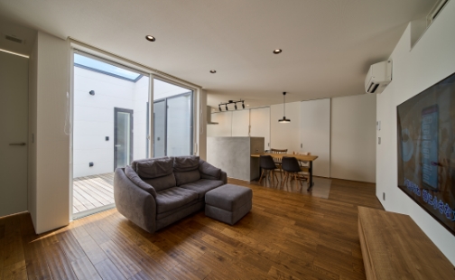 オシャレなリビングの写真