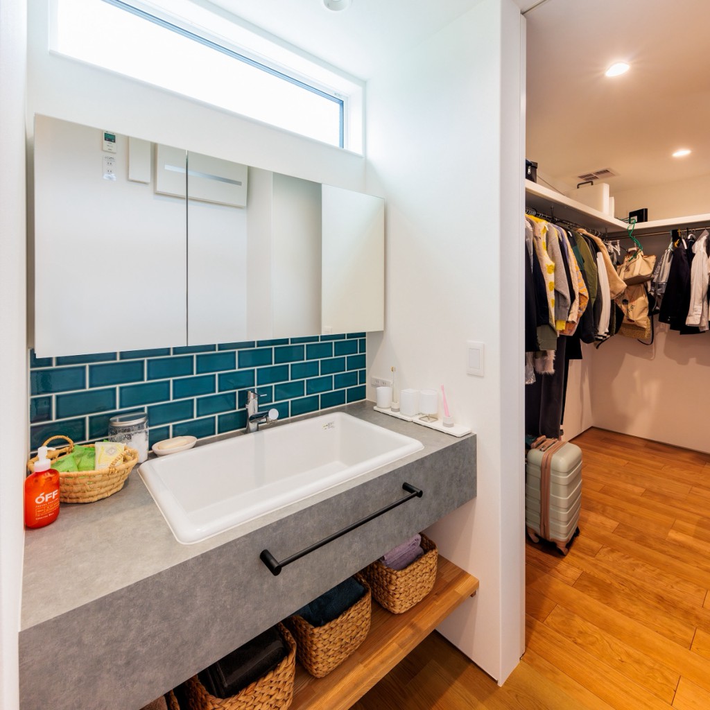 神戸市で造作洗面台を取り入れた、こだわりの家づくり