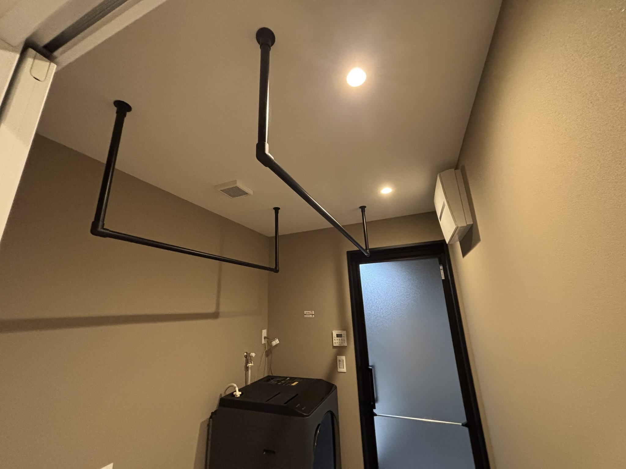 花粉・黄砂の季節も安心。室内干しできるランドリールームのある家づくり｜神戸の注文住宅