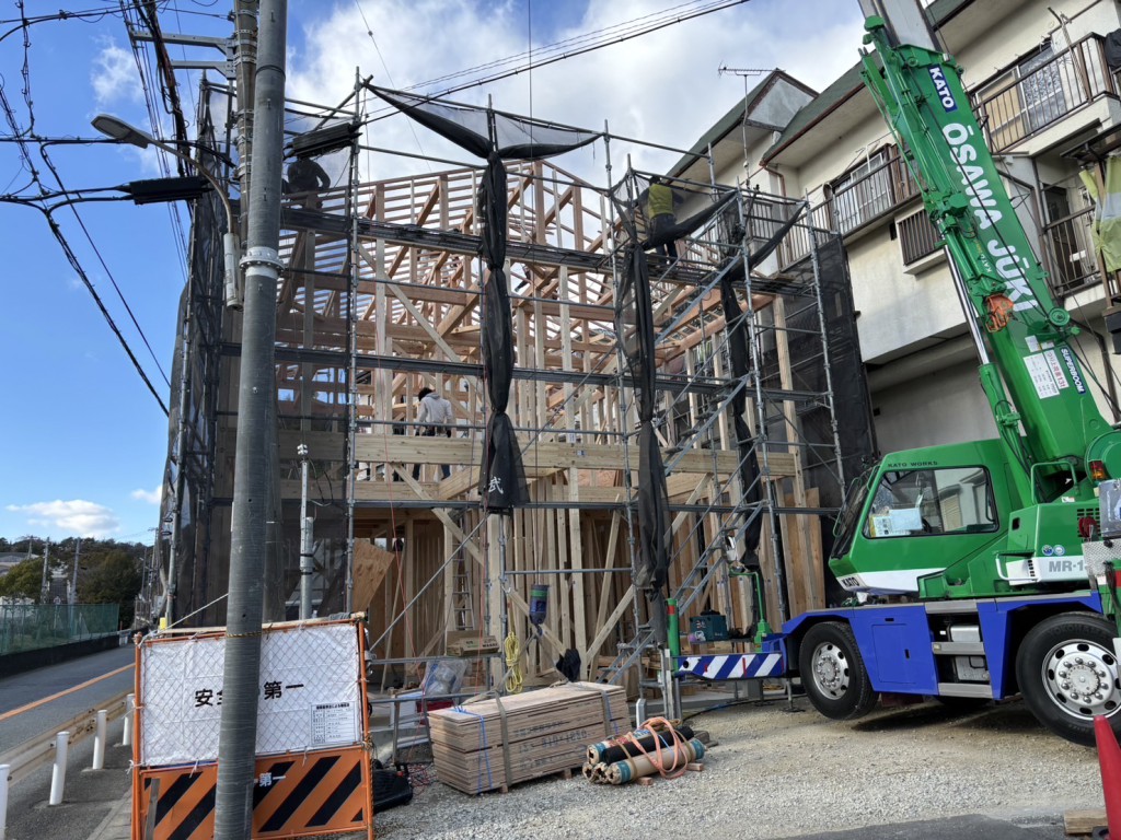 神戸市垂水区新築店舗物件　上棟しました。
